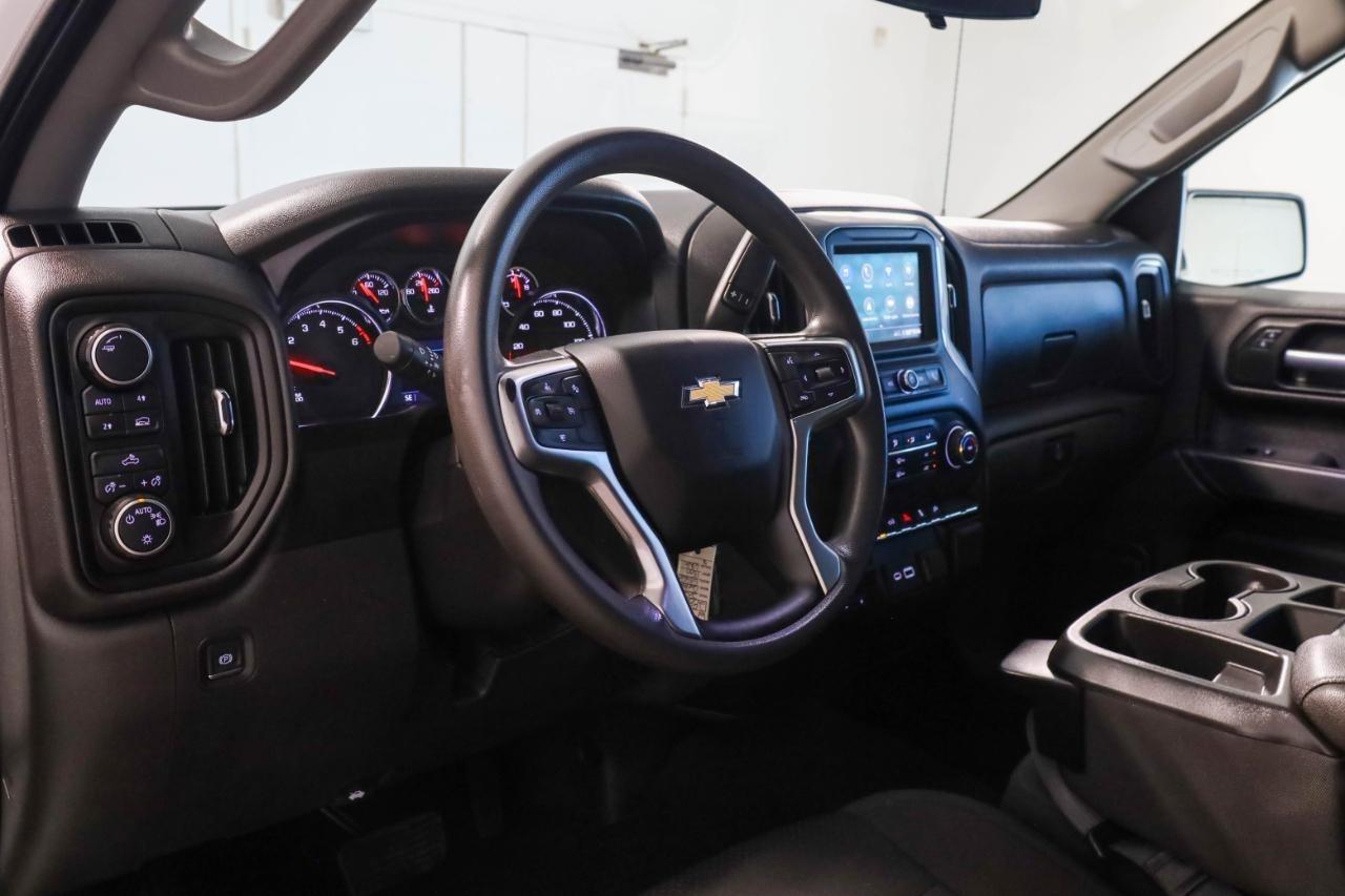 Chevrolet Silverado 1500 4WD Crew Cab 147" Custom 2021