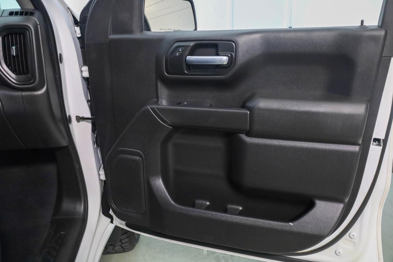 Chevrolet Silverado 1500 4WD Crew Cab 147" Custom 2021