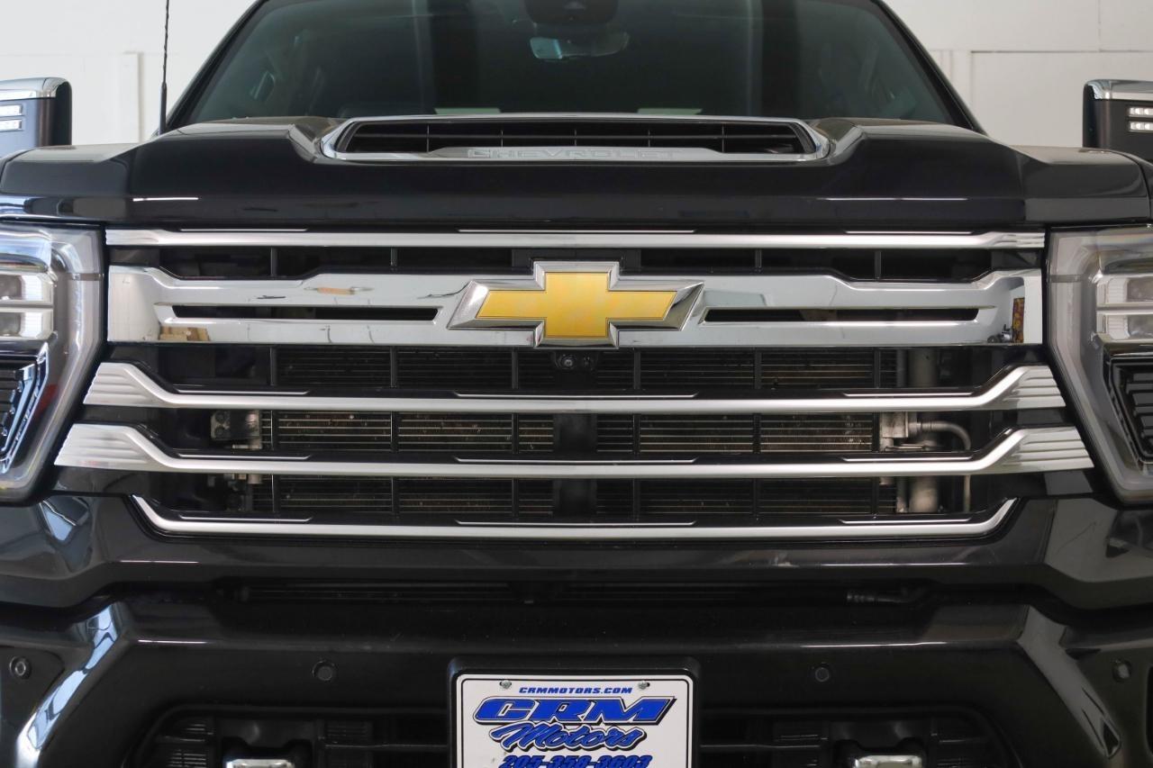 Chevrolet Silverado 2500HD 4WD Crew Cab 159" High Country 2024