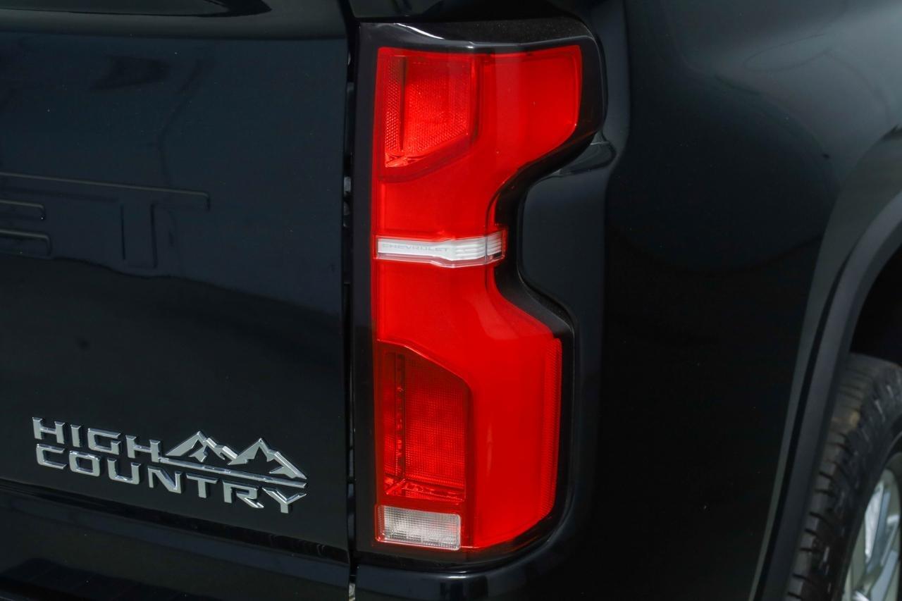 Chevrolet Silverado 2500HD 4WD Crew Cab 159" High Country 2024