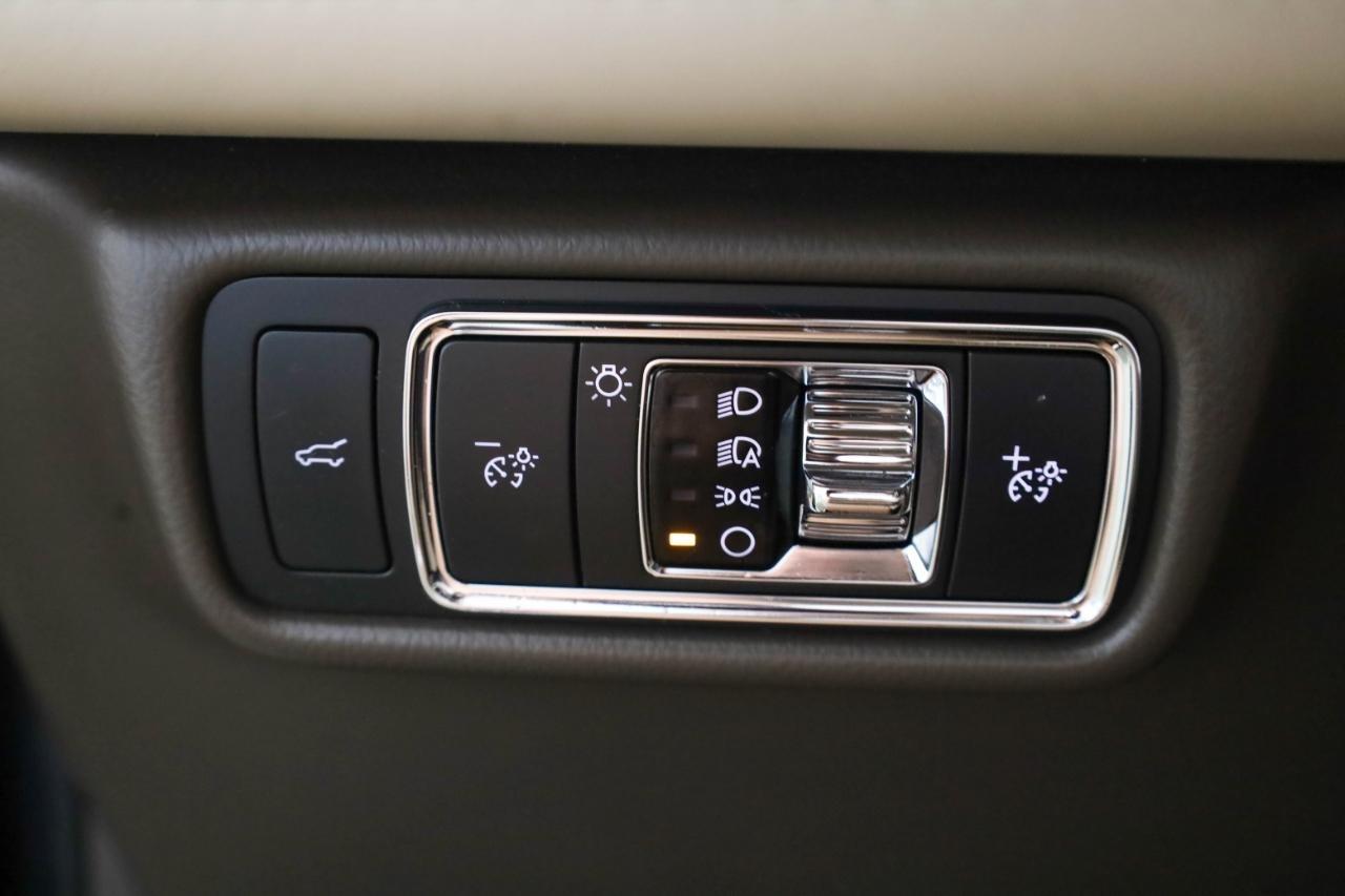 Lincoln Aviator Reserve AWD 2022