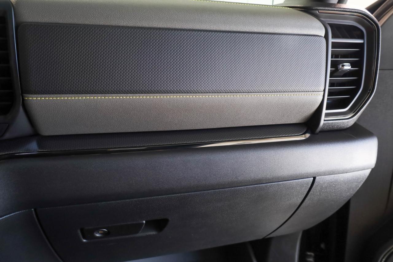 Chevrolet Silverado 1500 4WD Crew Cab 147" ZR2 2023