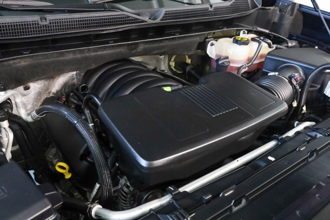 Chevrolet Silverado 1500 4WD Crew Cab 147" ZR2 2023