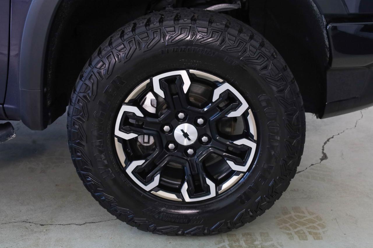 Chevrolet Silverado 1500 4WD Crew Cab 147" ZR2 2023