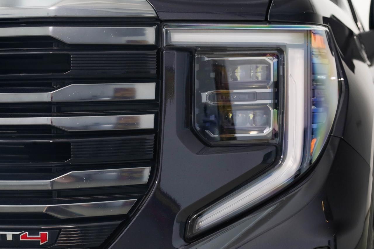 GMC Sierra 1500 4WD Crew Cab 147" AT4 2022