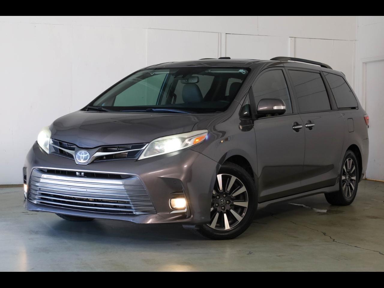 2019 Toyota Sienna XLE Auto Access Seat FWD 7-Passenger (Natl)