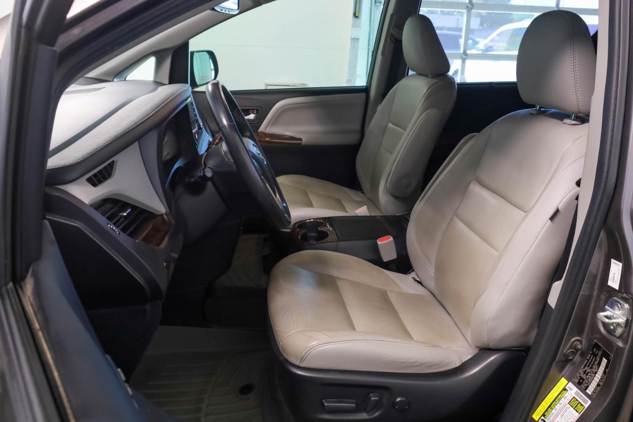 Toyota Sienna XLE Auto Access Seat FWD 7-Passenger (Natl) 2019