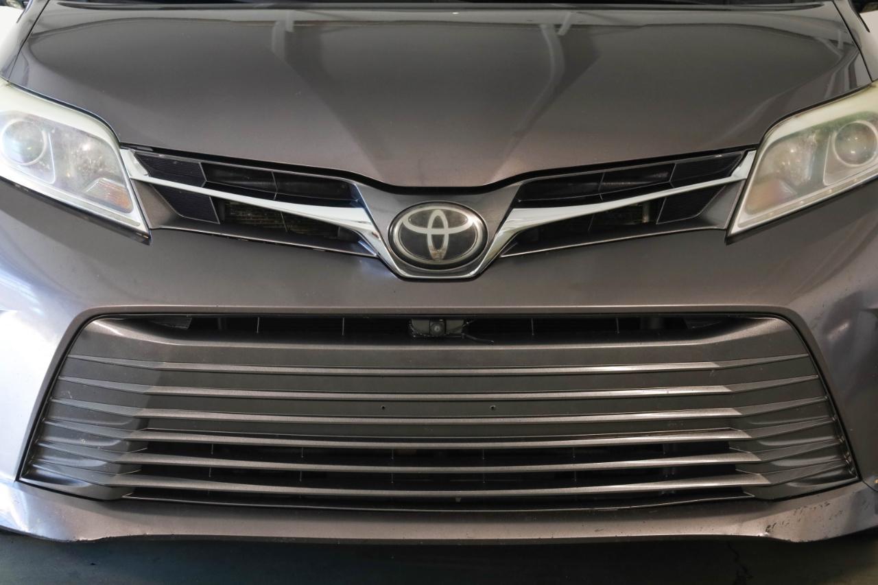 Toyota Sienna XLE Auto Access Seat FWD 7-Passenger (Natl) 2019