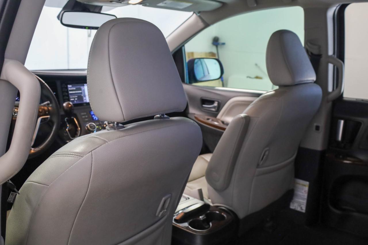 Toyota Sienna XLE Auto Access Seat FWD 7-Passenger (Natl) 2019