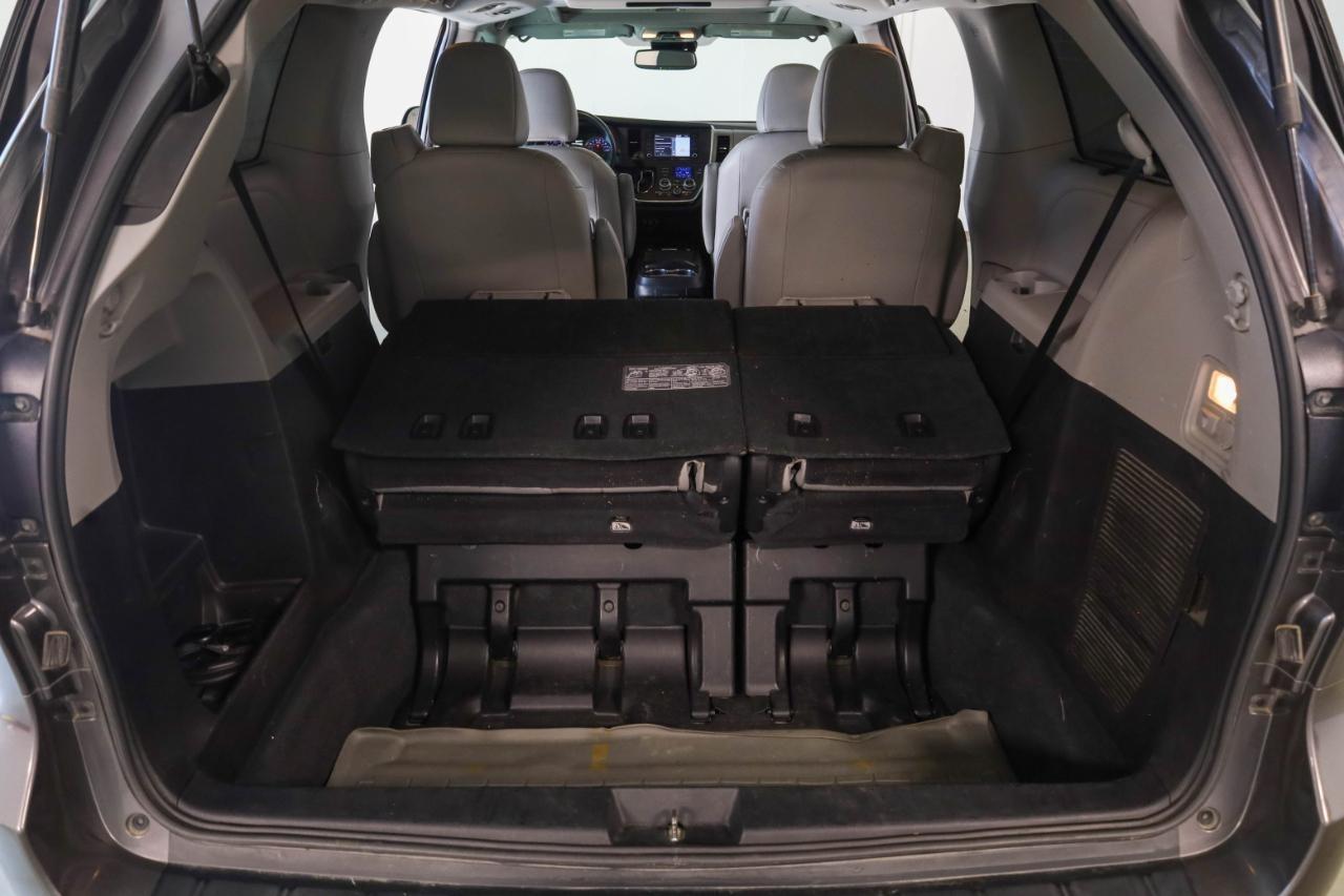 Toyota Sienna XLE Auto Access Seat FWD 7-Passenger (Natl) 2019