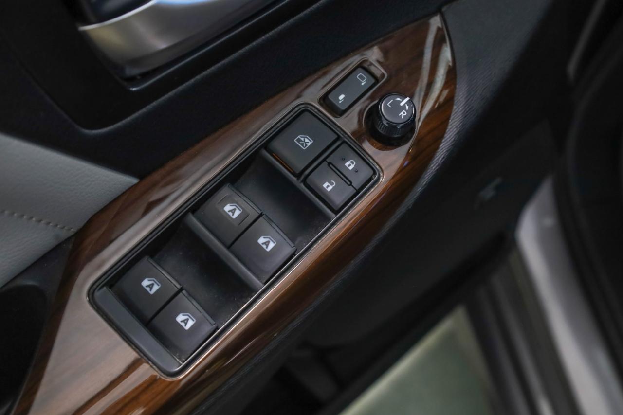 Toyota Sienna XLE Auto Access Seat FWD 7-Passenger (Natl) 2019