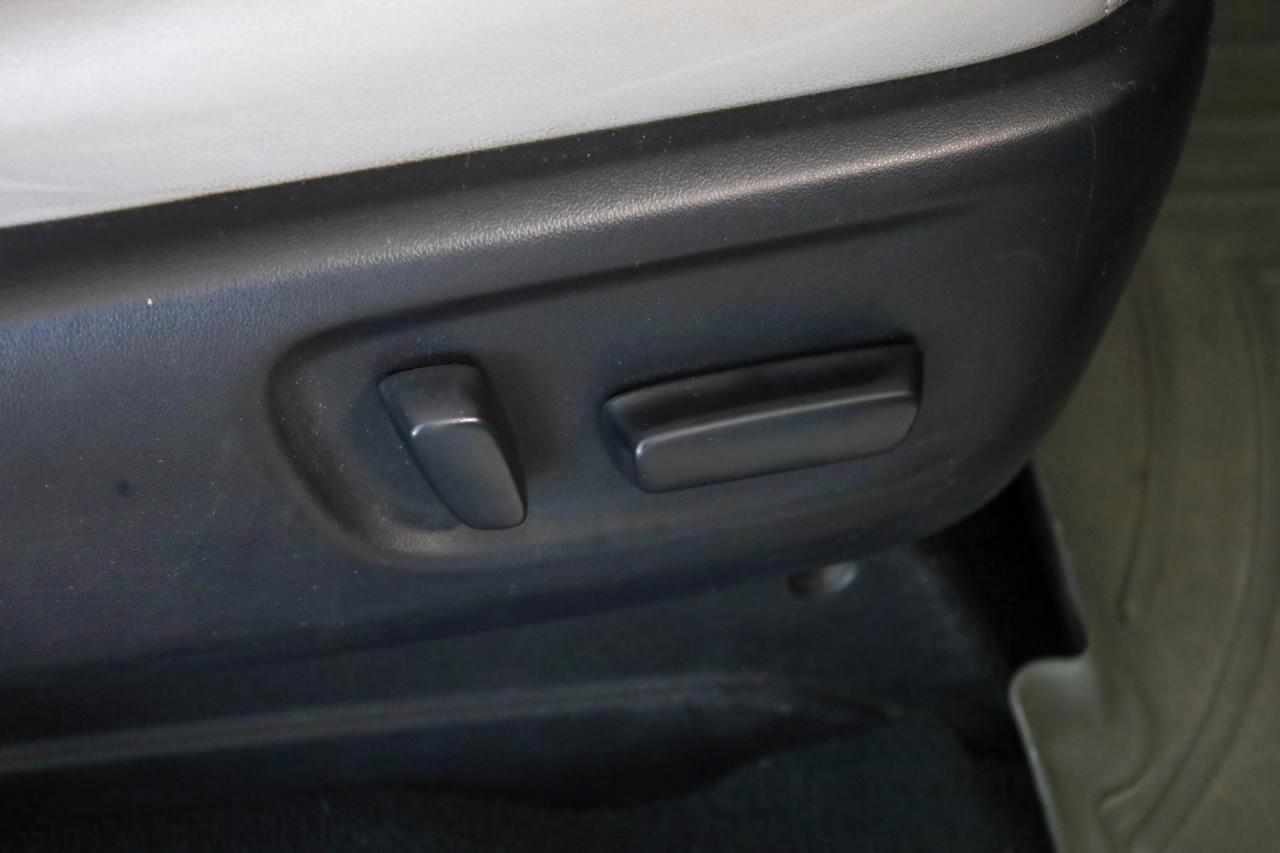 Toyota Sienna XLE Auto Access Seat FWD 7-Passenger (Natl) 2019