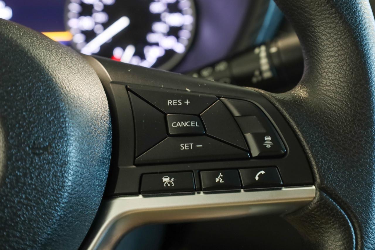 Nissan Sentra SV CVT 2025