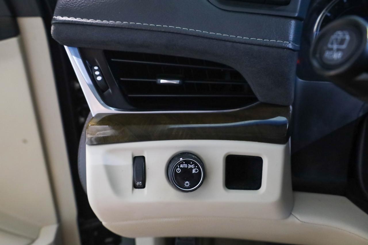 Cadillac Escalade 2WD 4dr Luxury 2020