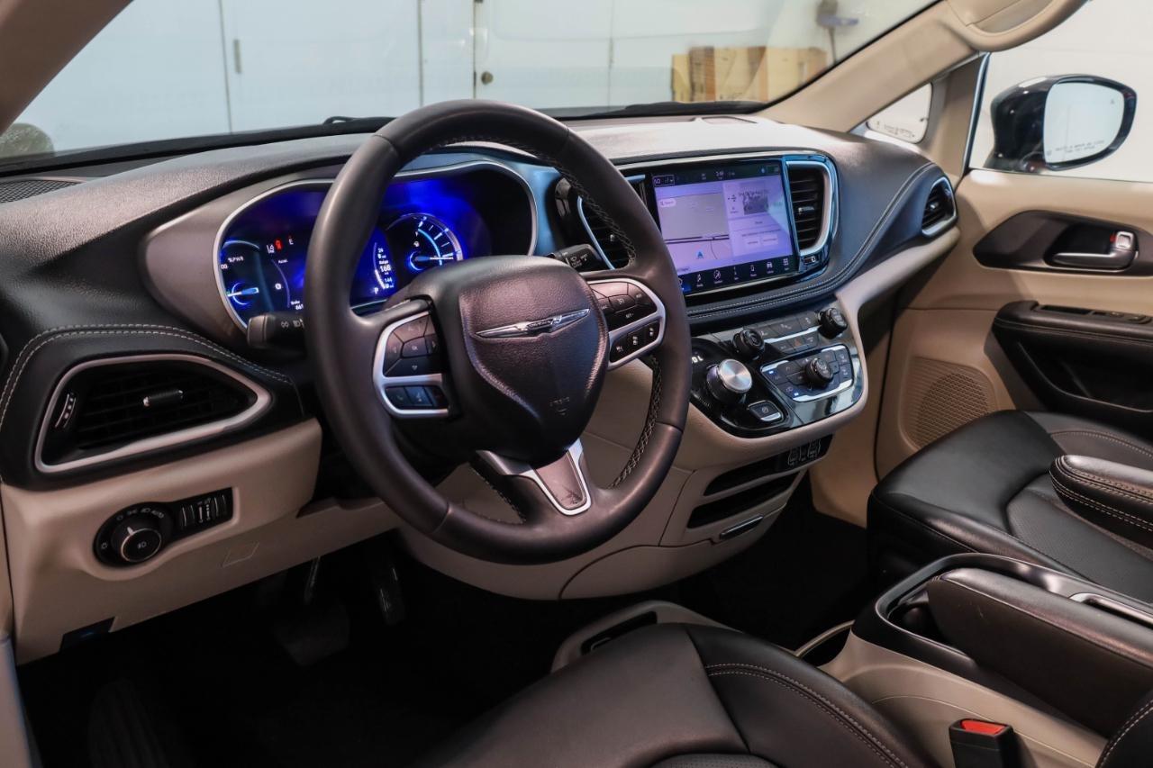 Chrysler Pacifica Hybrid Select FWD 2024