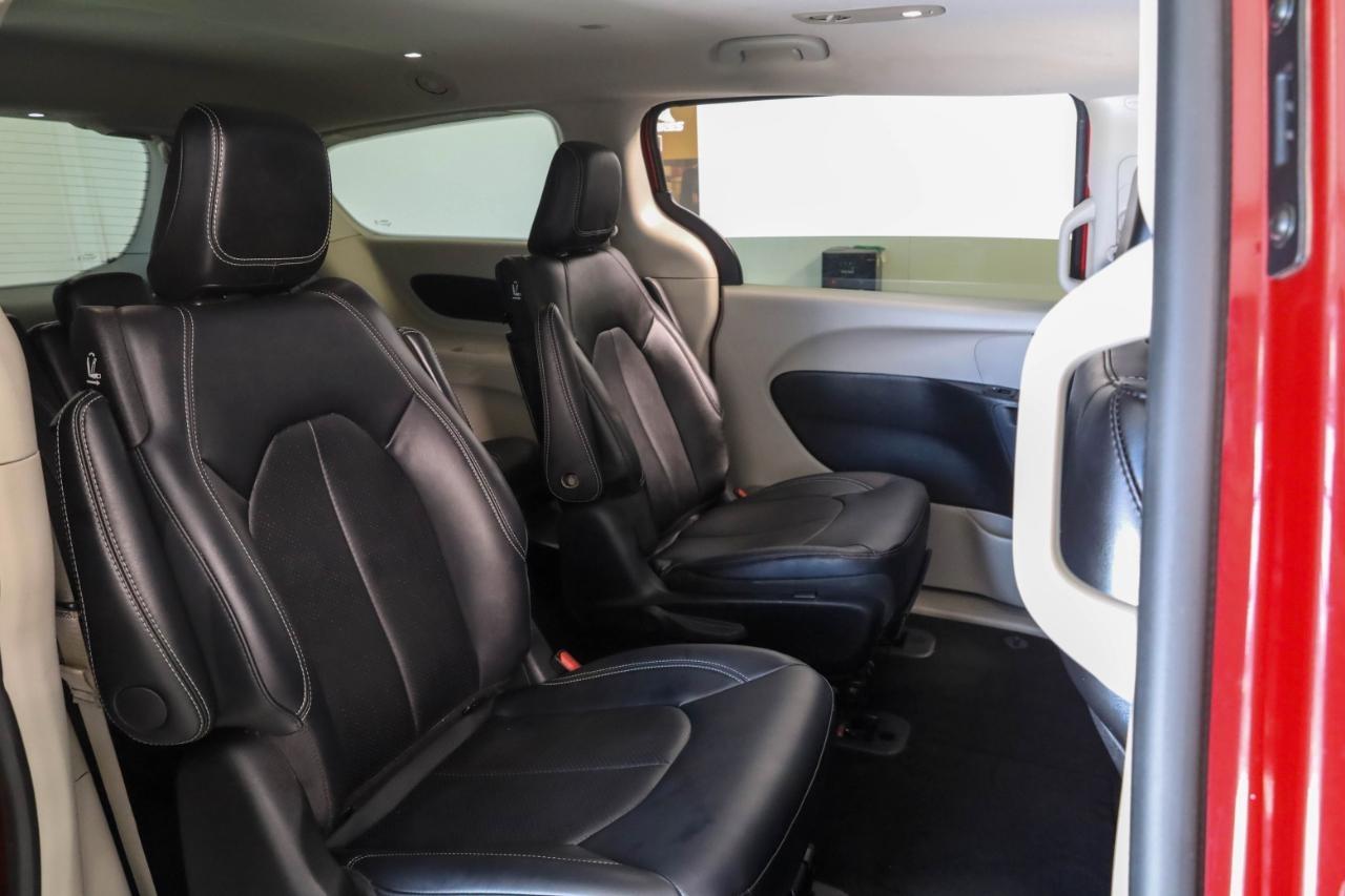 Chrysler Pacifica Hybrid Select FWD 2024