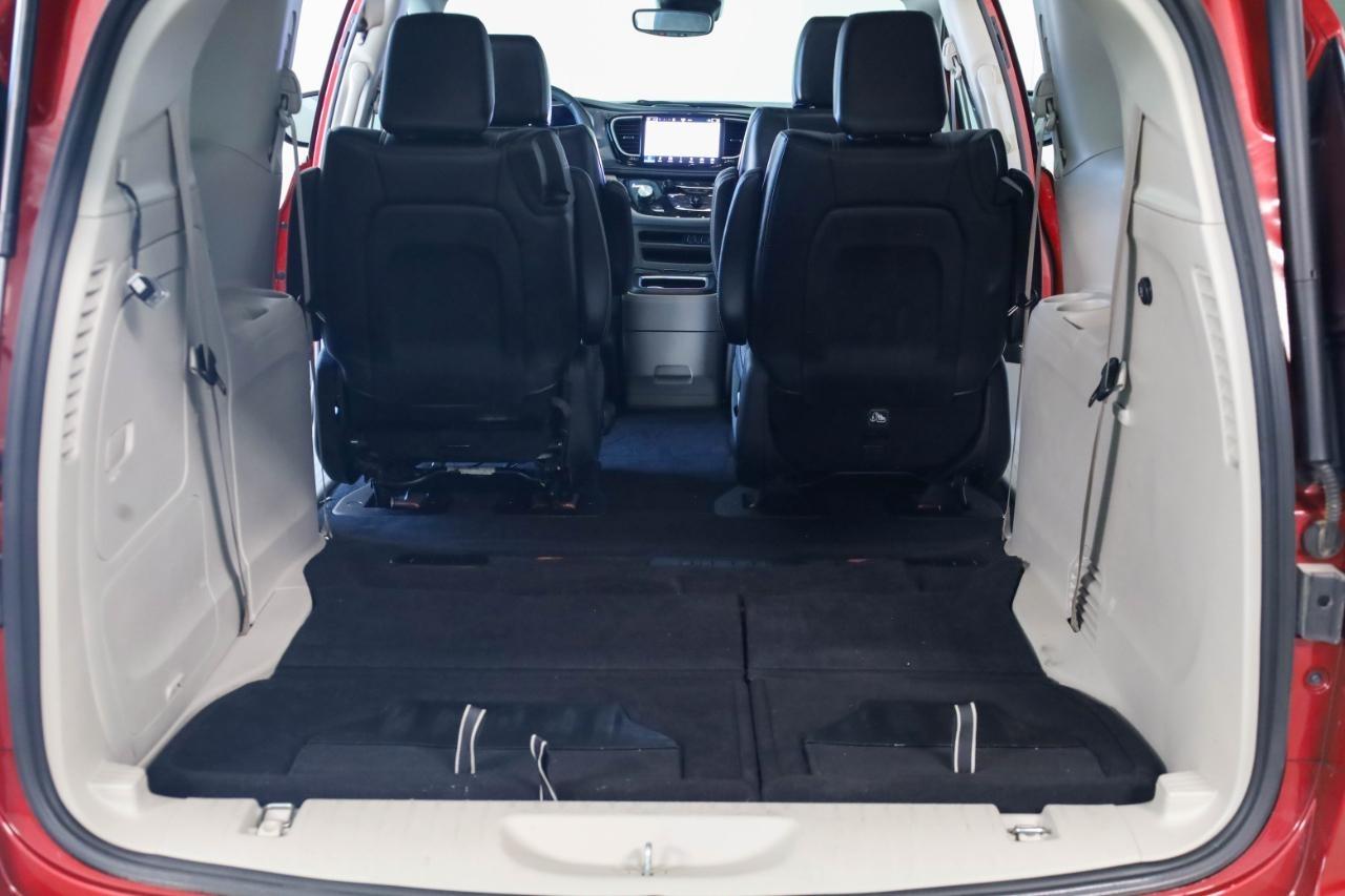 Chrysler Pacifica Hybrid Select FWD 2024
