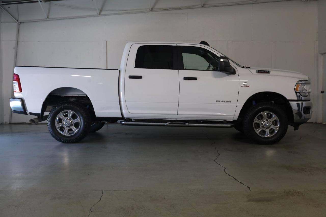 RAM 2500 Big Horn 4x4 Crew Cab 6'4" Box 2024