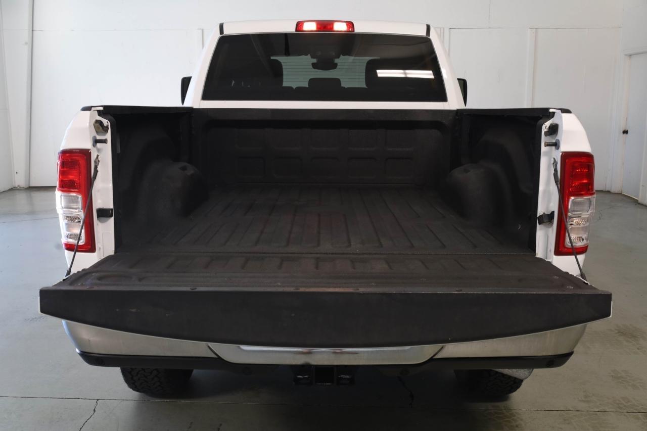 RAM 2500 Big Horn 4x4 Crew Cab 6'4" Box 2024
