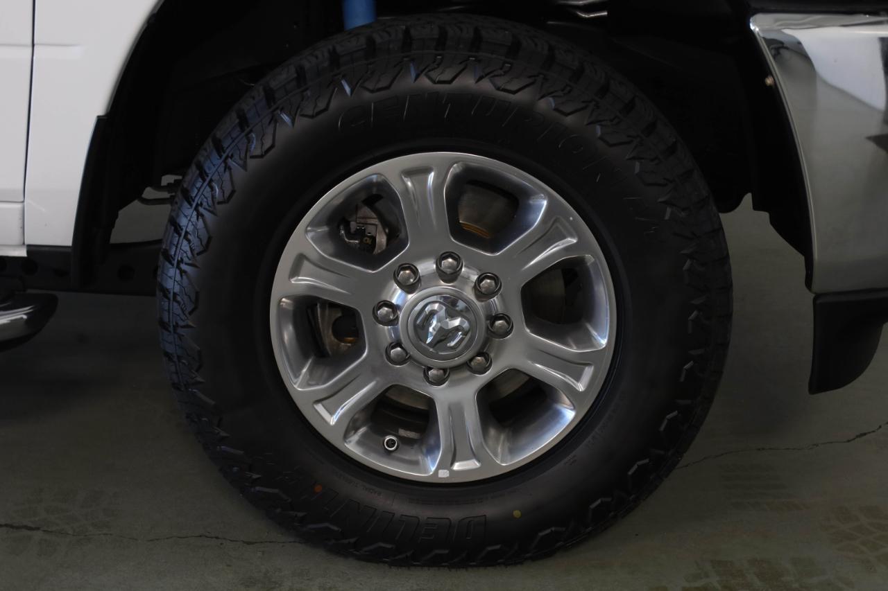 RAM 2500 Big Horn 4x4 Crew Cab 6'4" Box 2024