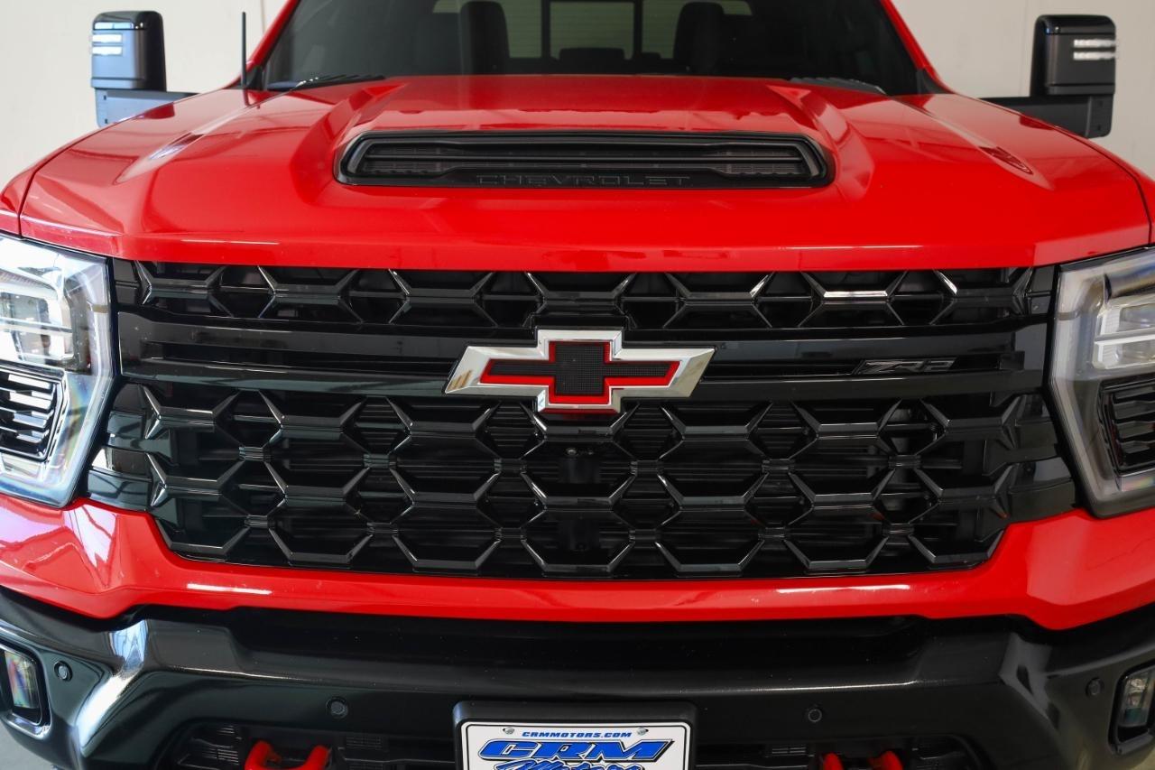 Chevrolet Silverado 2500HD 4WD Crew Cab 159" ZR2 2026