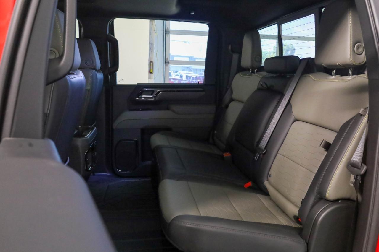 Chevrolet Silverado 2500HD 4WD Crew Cab 159" ZR2 2026