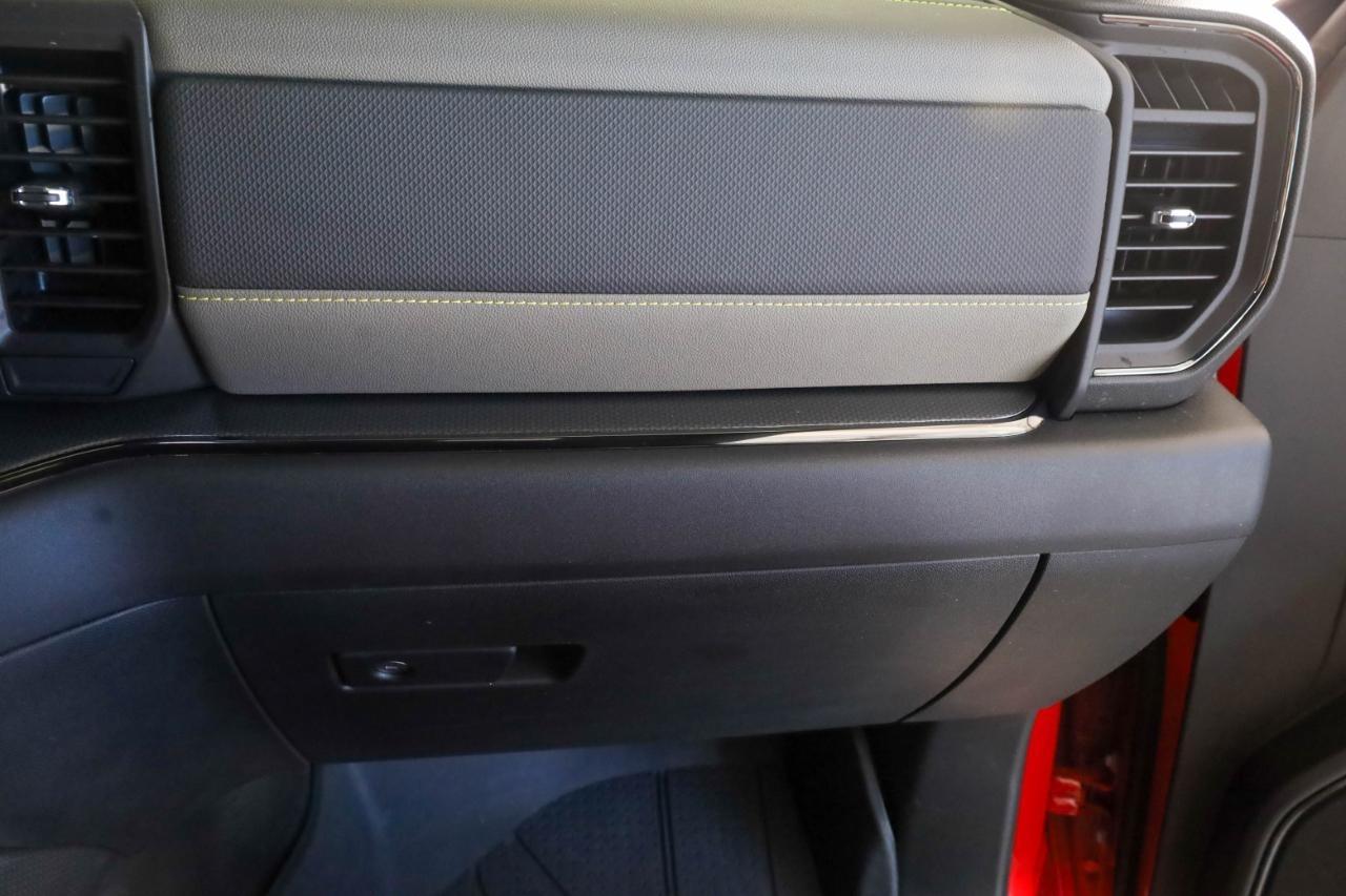 Chevrolet Silverado 2500HD 4WD Crew Cab 159" ZR2 2026