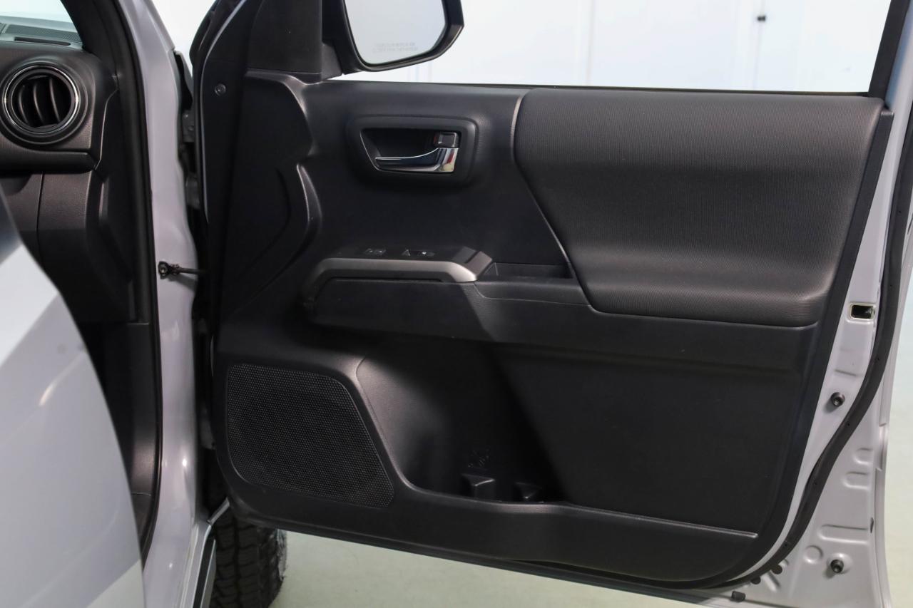 Toyota Tacoma 4WD TRD Off Road Double Cab 5' Bed V6 MT (Natl) 2019