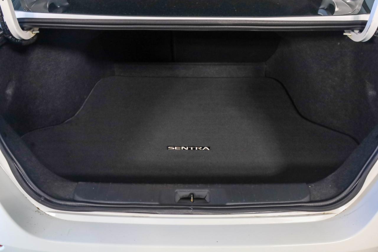 Nissan Sentra SV CVT 2024