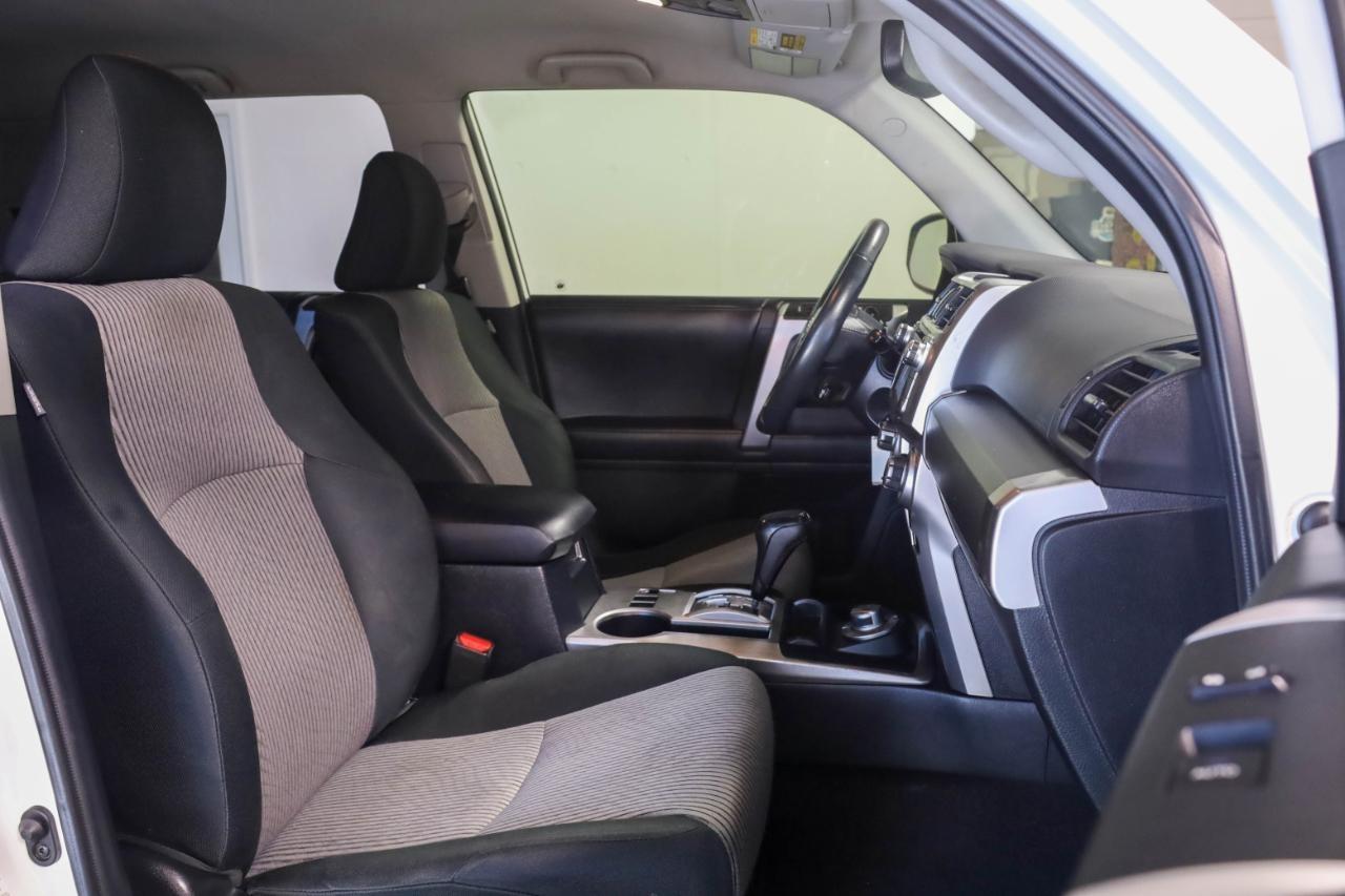 Toyota 4Runner TRD Off Road Premium 4WD (Natl) 2019