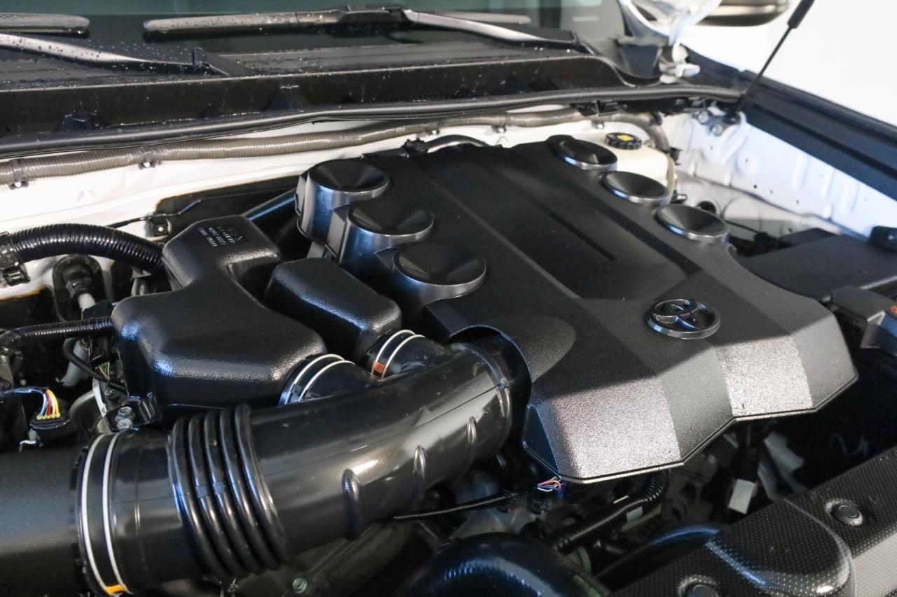 Toyota 4Runner TRD Off Road Premium 4WD (Natl) 2019