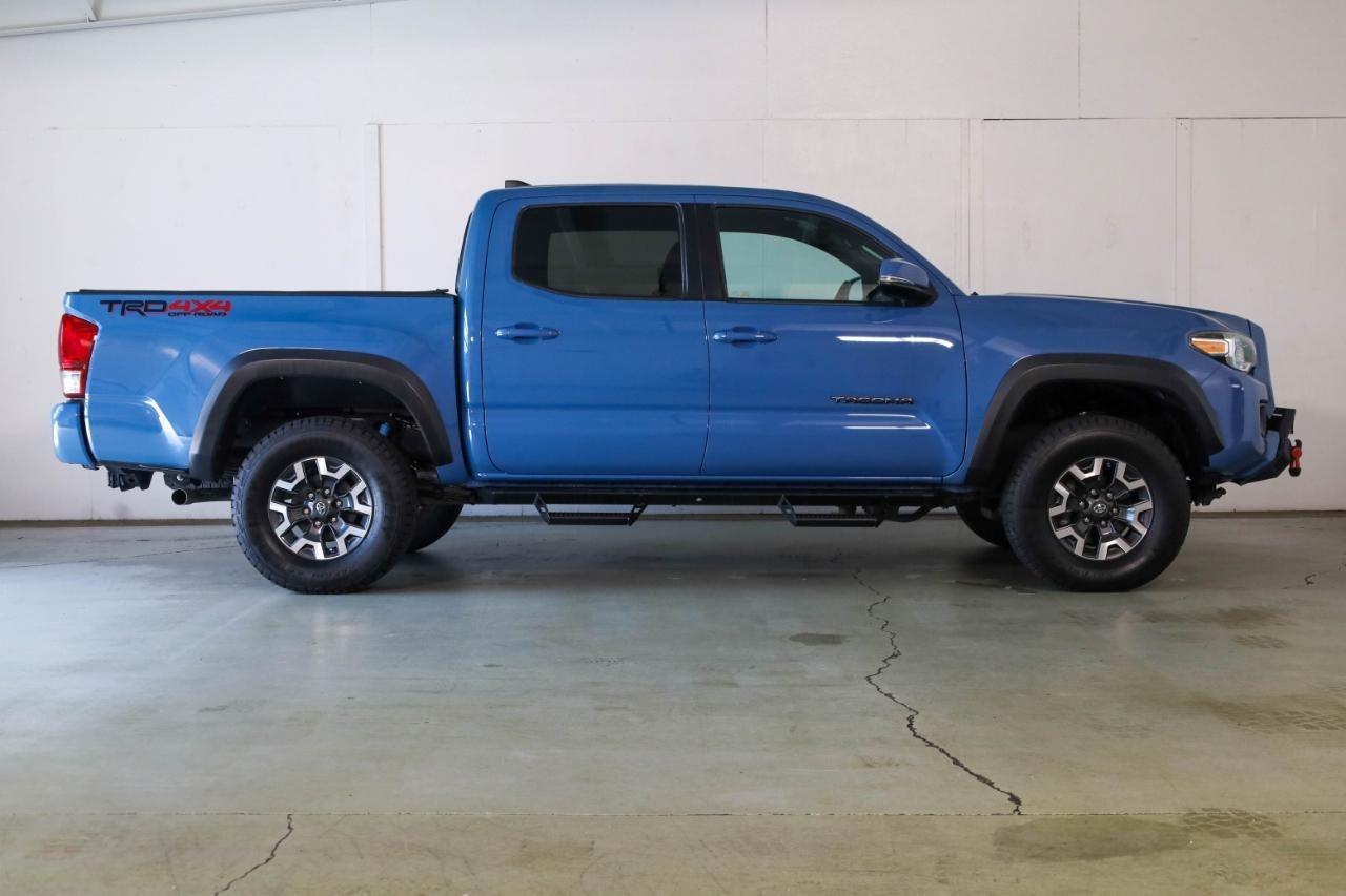 Toyota Tacoma 4WD TRD Off Road Double Cab 5' Bed V6 MT (Natl) 2019