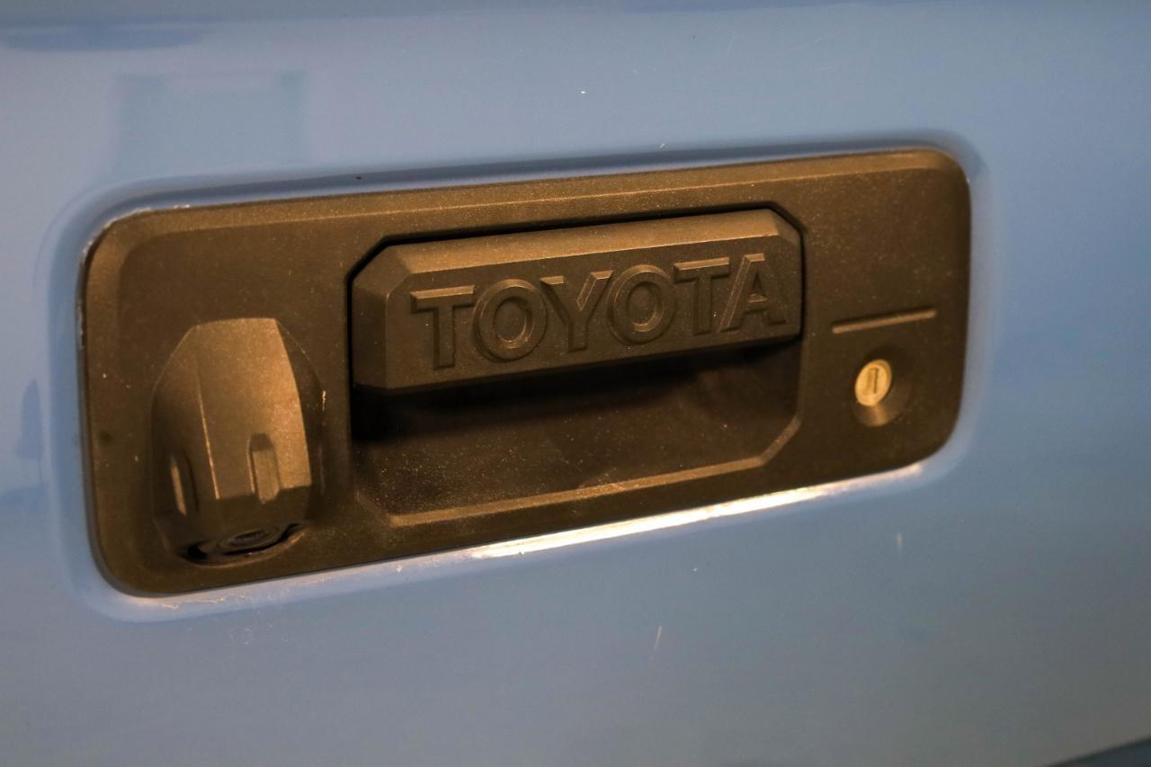 Toyota Tacoma 4WD TRD Off Road Double Cab 5' Bed V6 MT (Natl) 2019