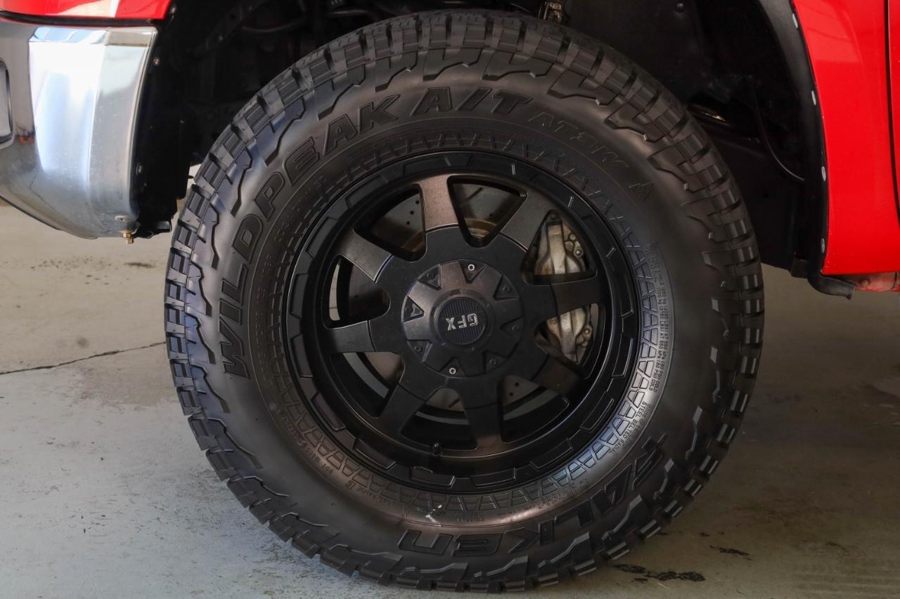 Toyota Tundra 4WD Truck CrewMax 5.7L FFV V8 6-Spd AT TRD Pro (Natl) 2015