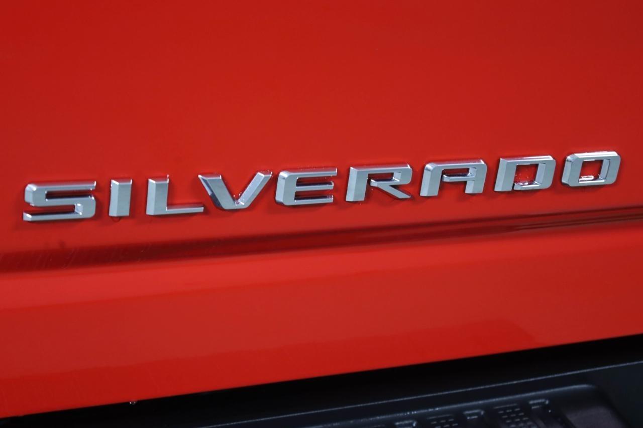 Chevrolet Silverado 3500HD 4WD Crew Cab 159" LTZ 2024