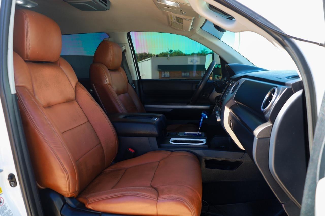 Toyota Tundra 4WD TRD Pro CrewMax 5.5' Bed 5.7L FFV (Natl) 2017