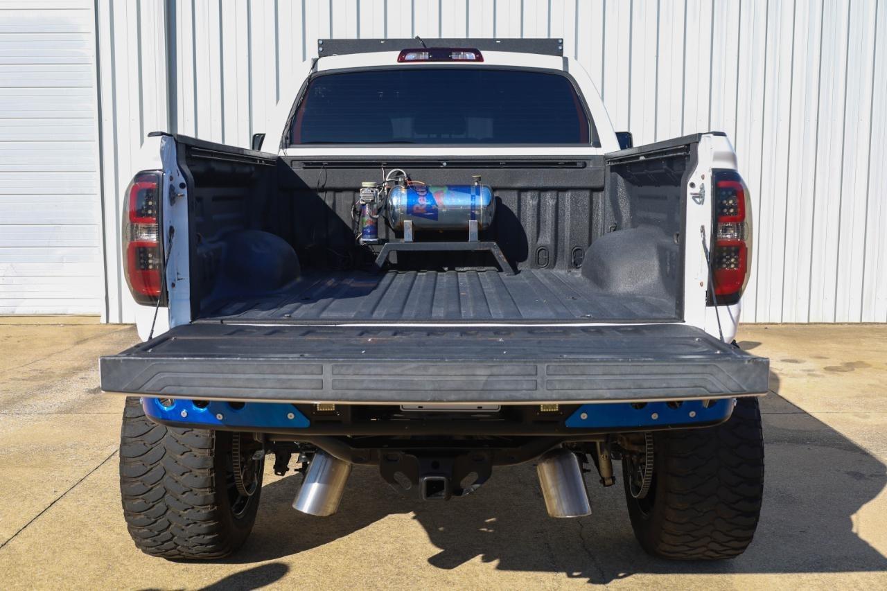 Toyota Tundra 4WD TRD Pro CrewMax 5.5' Bed 5.7L FFV (Natl) 2017