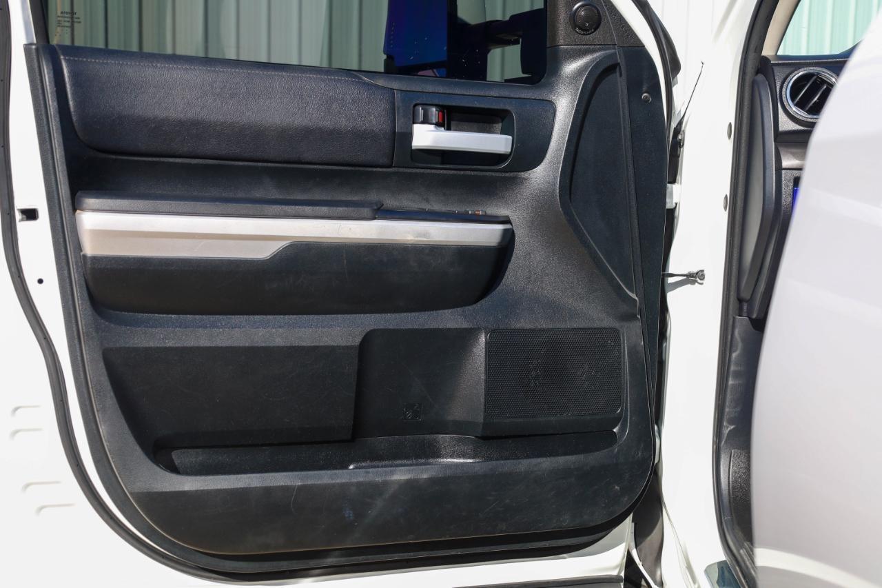 Toyota Tundra 4WD TRD Pro CrewMax 5.5' Bed 5.7L FFV (Natl) 2017