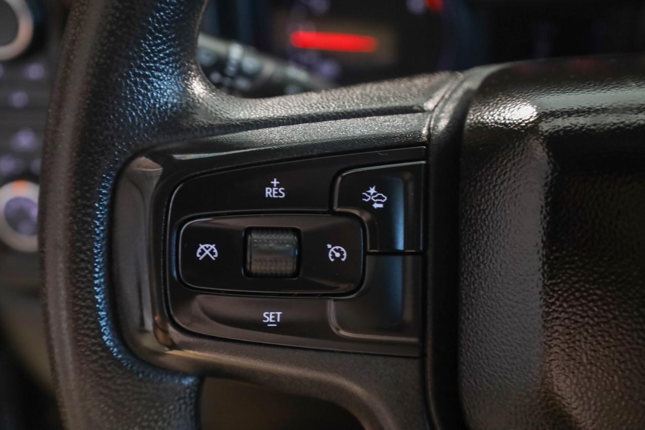 Chevrolet Silverado 2500HD 4WD Crew Cab 159" Custom 2024