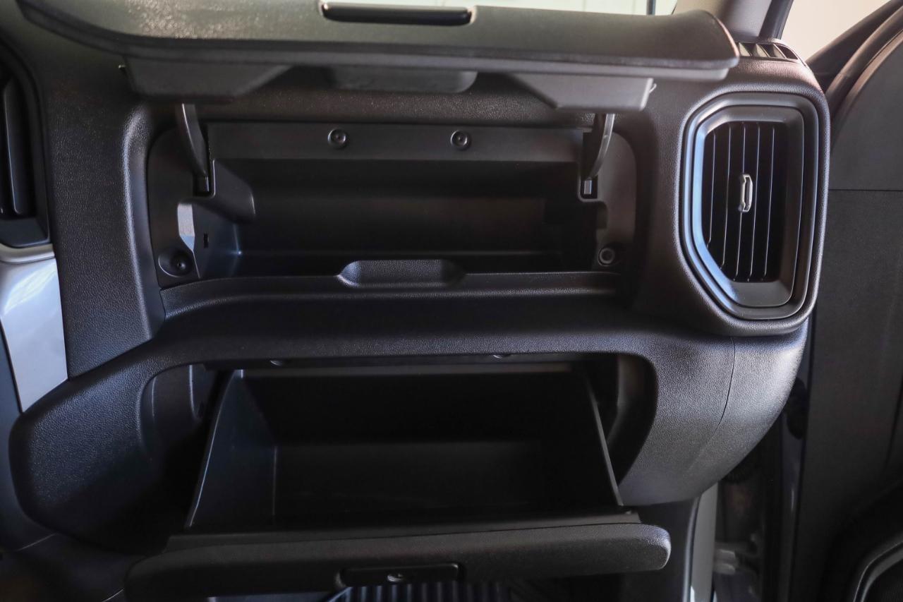Chevrolet Silverado 2500HD 4WD Crew Cab 159" Custom 2024