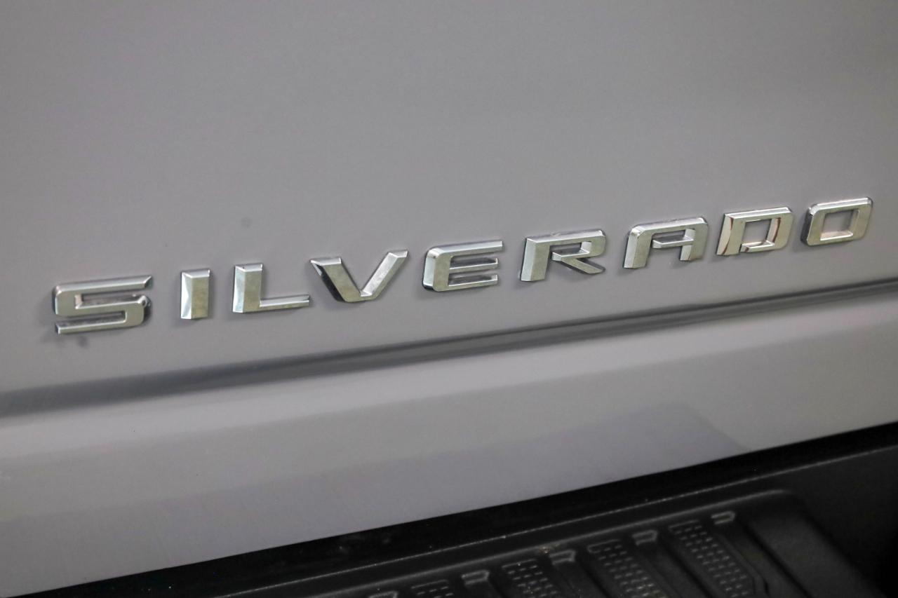 Chevrolet Silverado 2500HD 4WD Crew Cab 159" Custom 2024