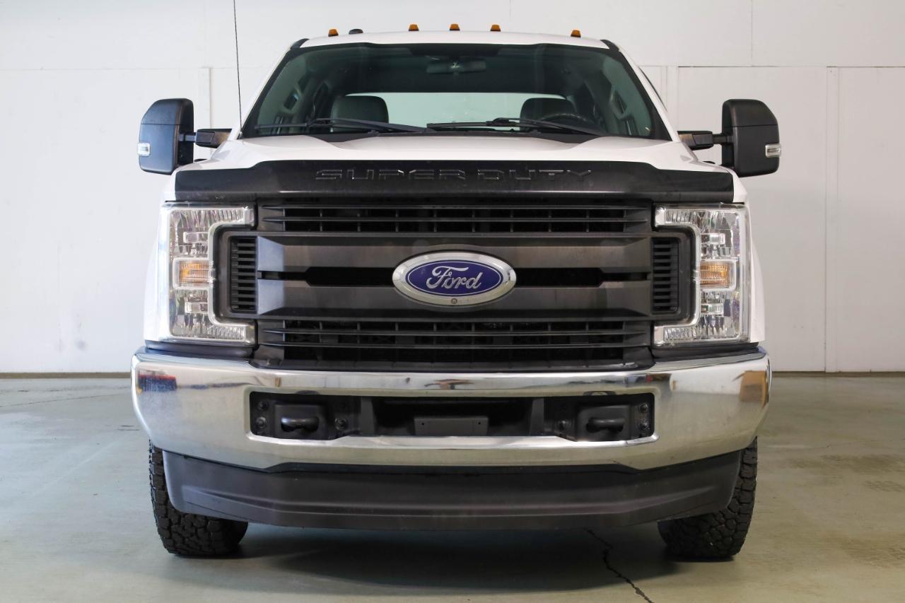 Ford Super Duty F-250 SRW King Ranch 4WD Crew Cab 8' Box 2019