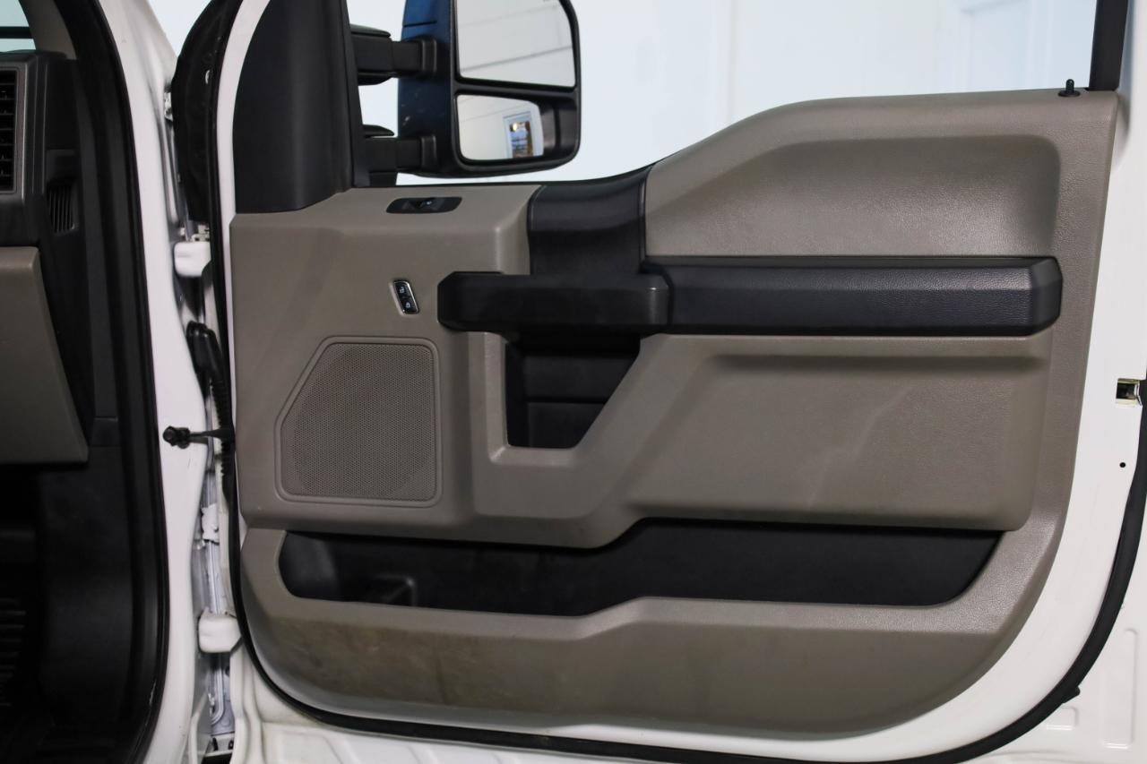 Ford Super Duty F-250 SRW King Ranch 4WD Crew Cab 8' Box 2019