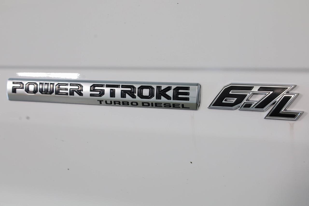 Ford Super Duty F-250 SRW King Ranch 4WD Crew Cab 8' Box 2019