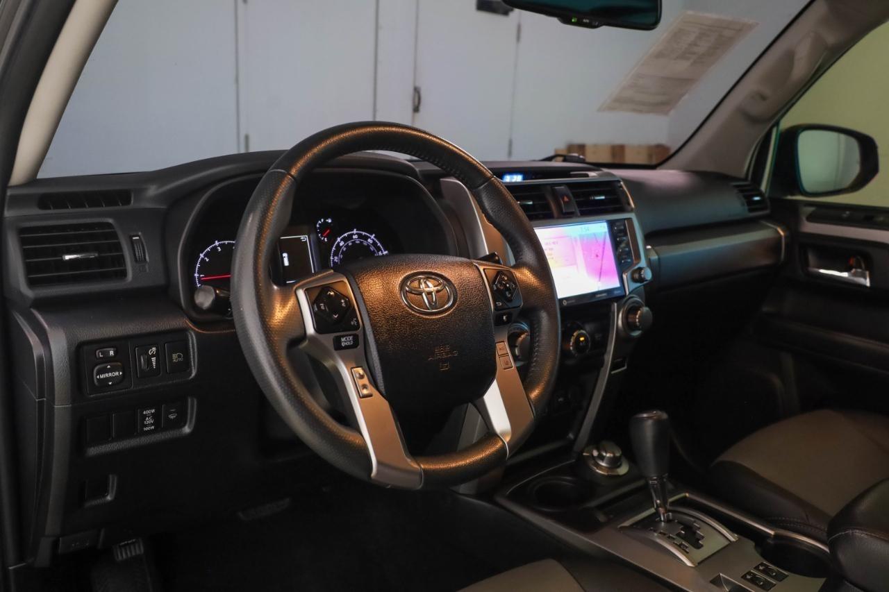 Toyota 4Runner SR5 Premium 4WD (Natl) 2022