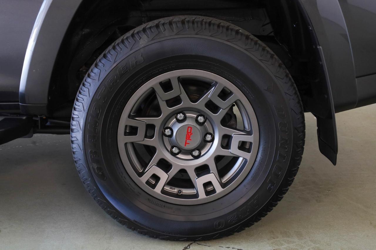Toyota 4Runner SR5 Premium 4WD (Natl) 2022