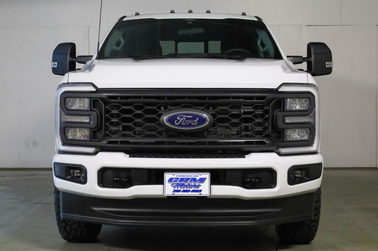 Ford Super Duty F-250 SRW King Ranch 4WD Crew Cab 8' Box 2025