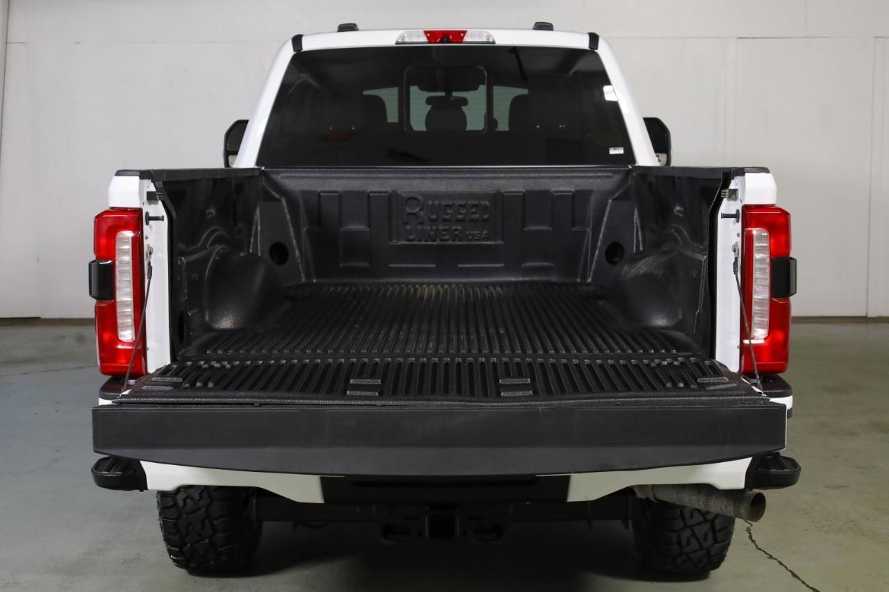 Ford Super Duty F-250 SRW King Ranch 4WD Crew Cab 8' Box 2025