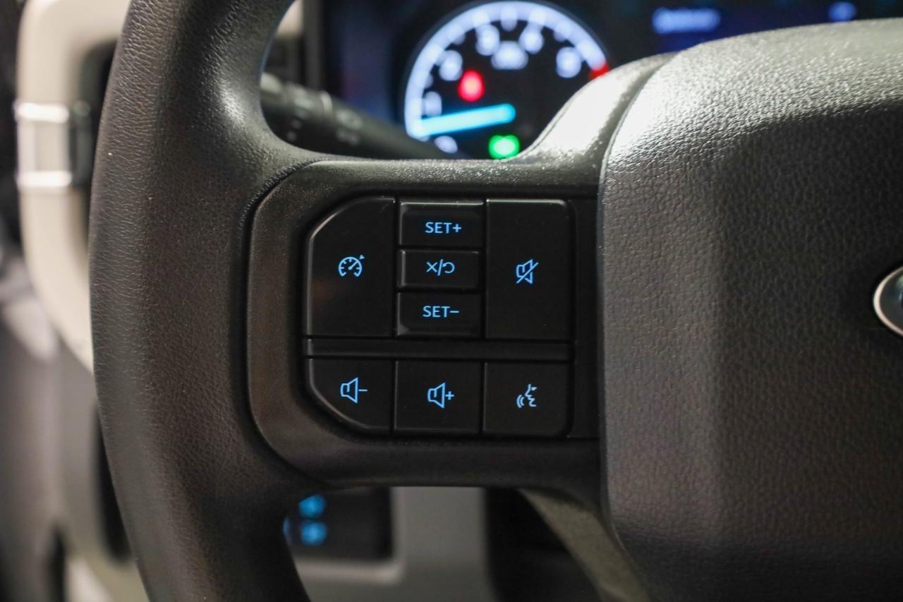 Ford Super Duty F-250 SRW King Ranch 4WD Crew Cab 8' Box 2025