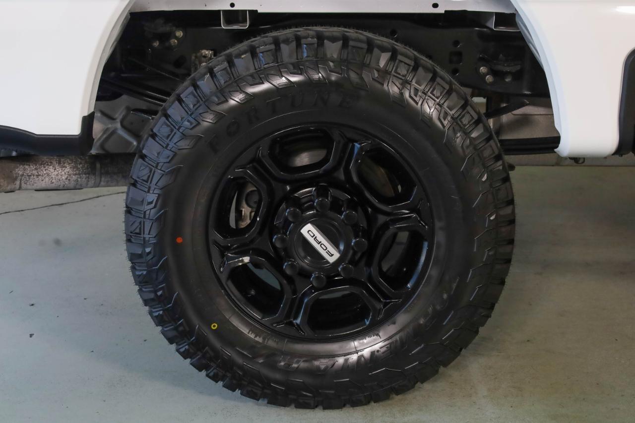 Ford Super Duty F-250 SRW King Ranch 4WD Crew Cab 8' Box 2025